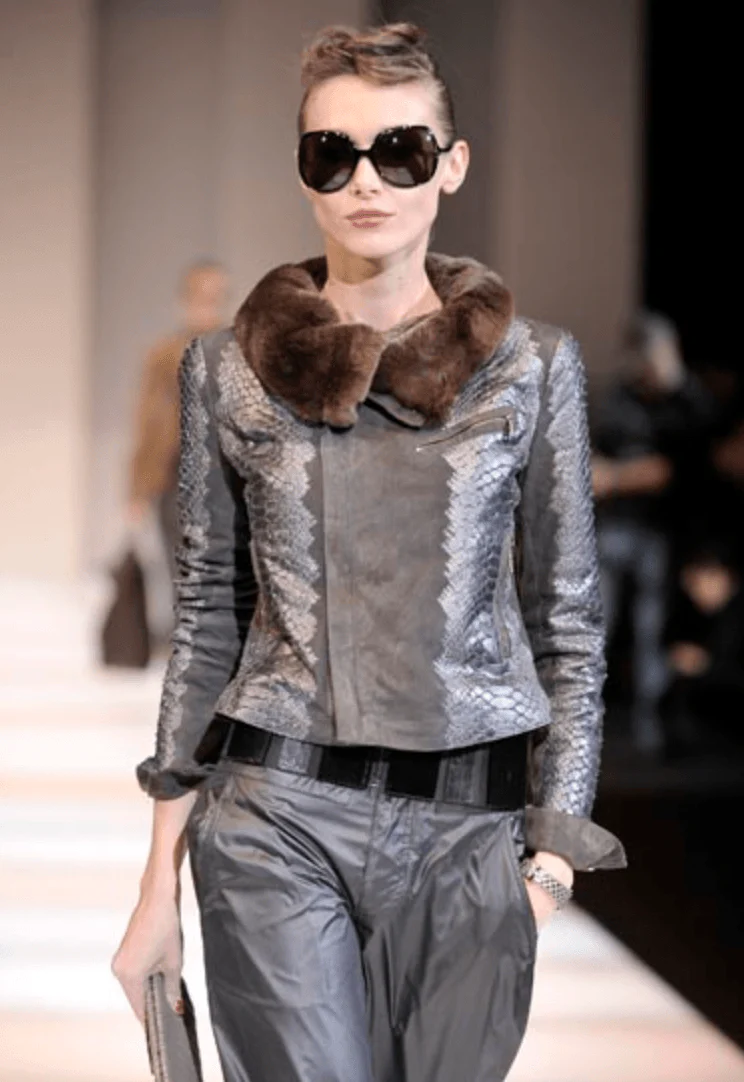 AW2008 Emporio Armani Black Leather Fur Collar Snake Skin Effect Jacket - Image 2