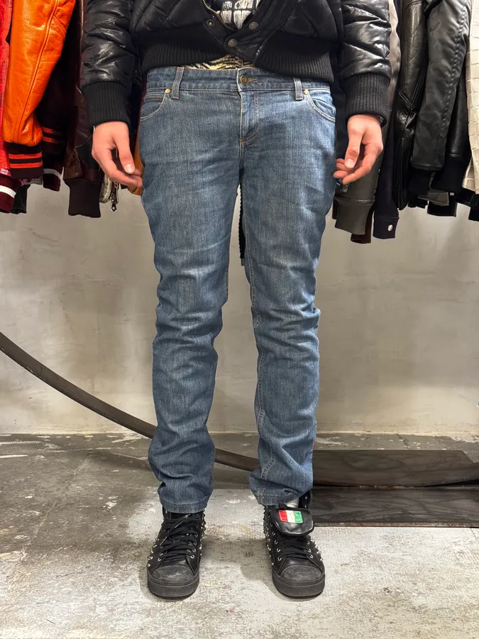AW2008 Gucci Blue Embroidered Logo Slim Jeans by Frida Giannini - Image 2