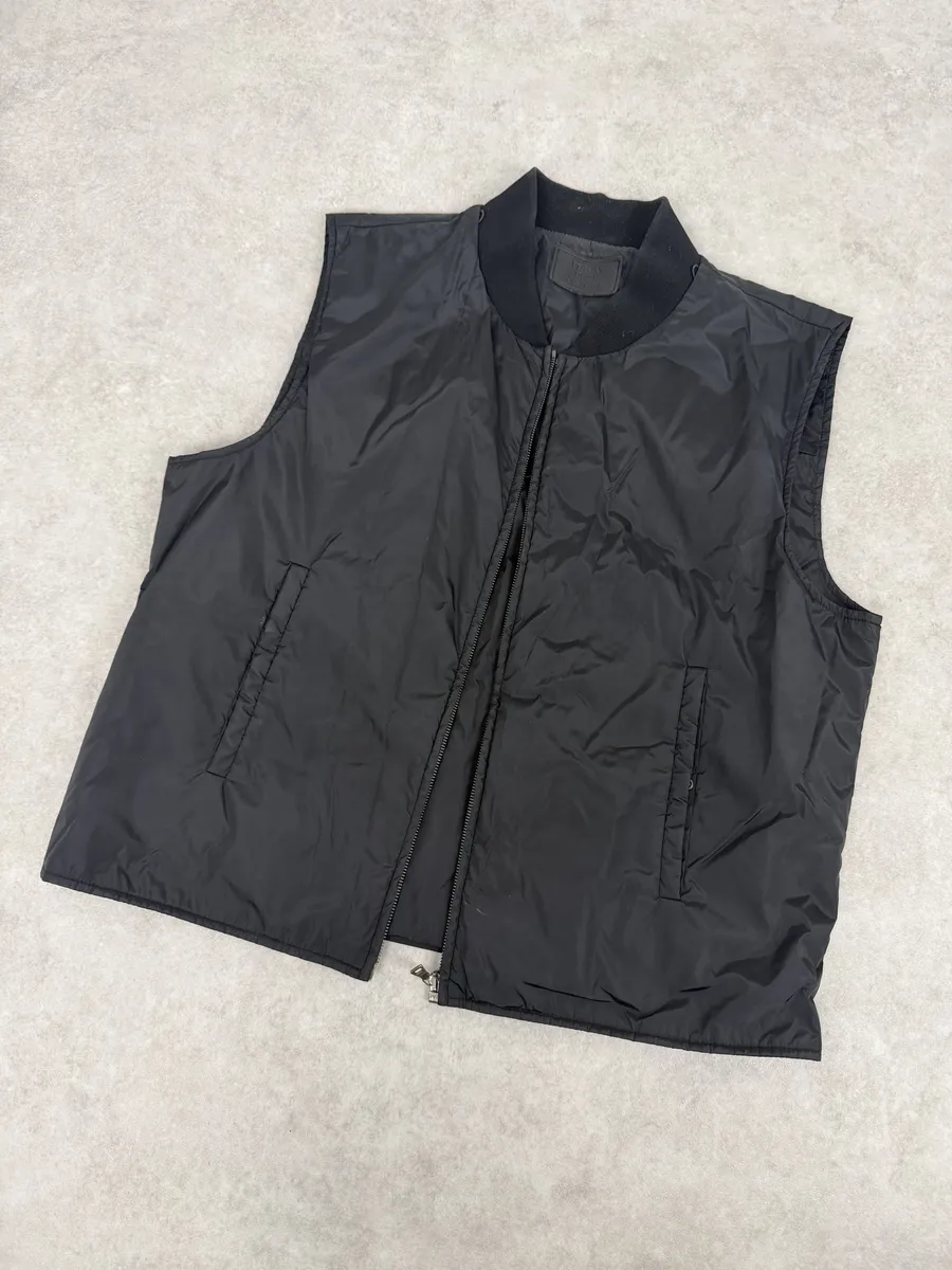 AW2008 Prada Black Nylon Light Vest Jacket - Image 7