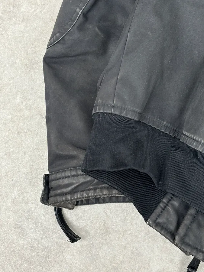 AW2009 Dsquared2 Black Fur Collar Denim Bomber Jacket - Image 10