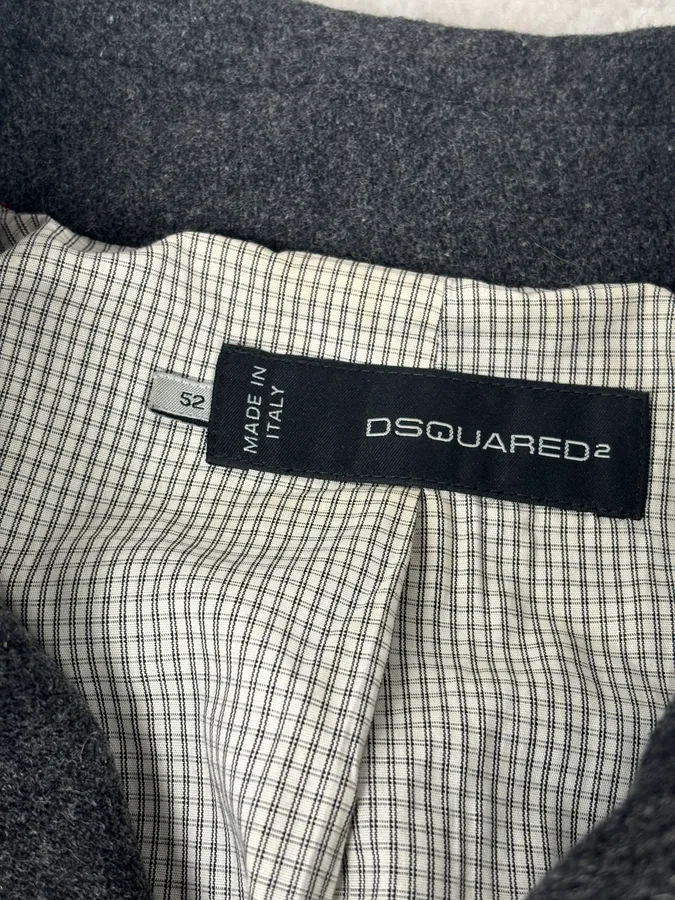 AW2009 Dsquared2 Grey Wool Buttoned Asymmetrical Caban Jacket - Image 8