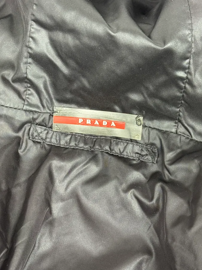 AW2009 Prada Black Nylon Light Hooded Windbreaker Jacket - Image 11