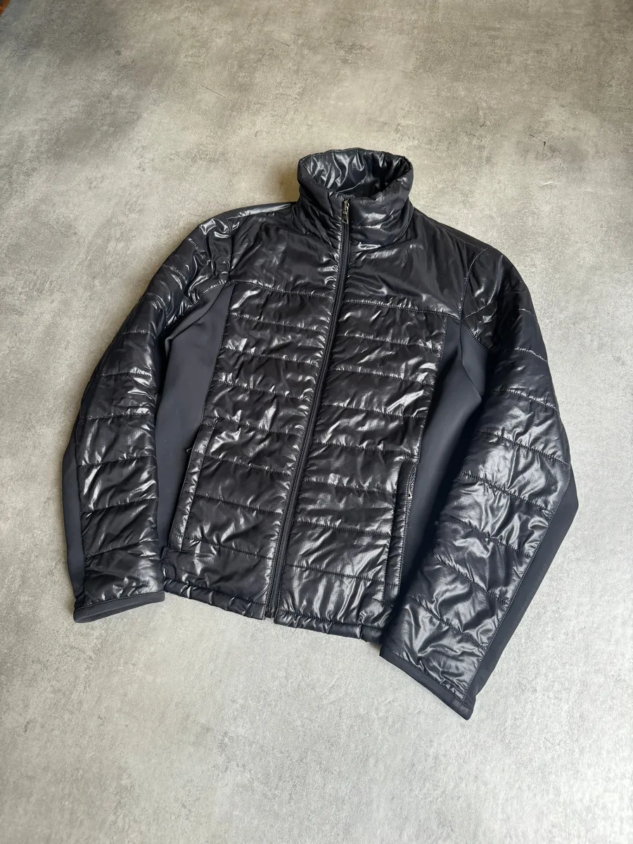 AW2009 Prada Light Tactical Black Puffer Jacket - Image 11