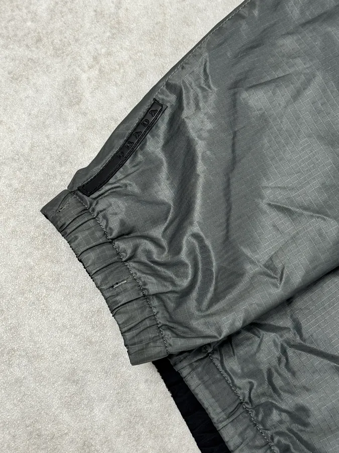 AW2009 Prada Linea Rossa Black & Grey Reversible Jacket - Image 14