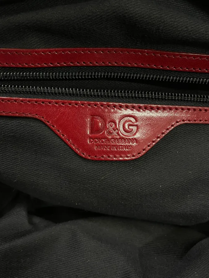 AW2010 Dolce & Gabbana Multi-Zip Red Leather Lily Bag - Image 10
