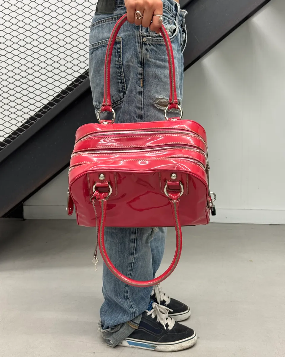 AW2010 Dolce & Gabbana Pink Red Vinyl Multi-Pocket Lily Bag - Image 5