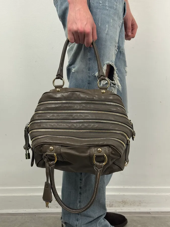 AW2010 Dolce & Gabbana Taupe Multi-Zip Leather Lily Bag - Image 3