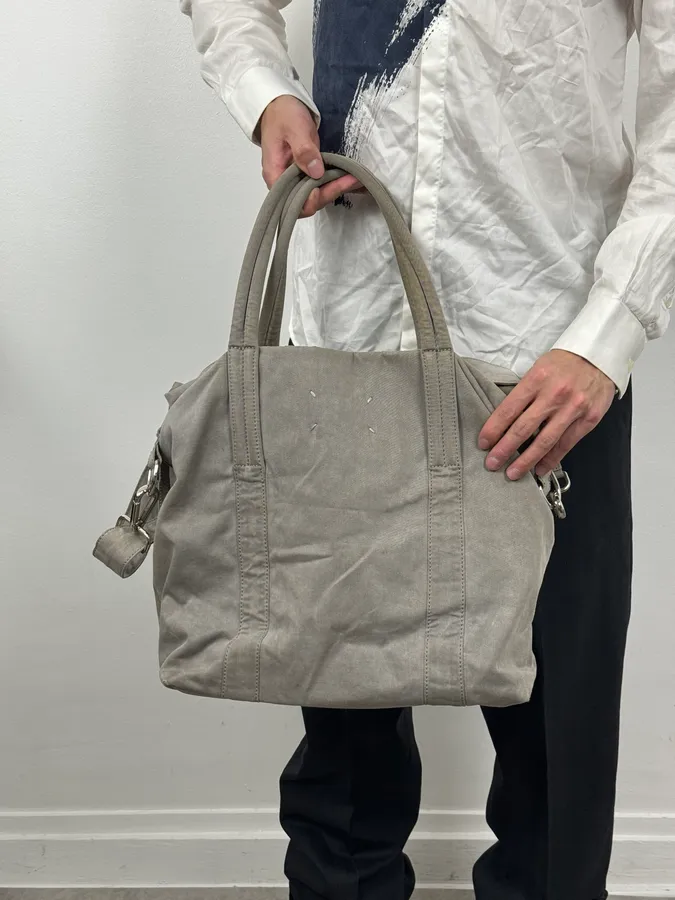 AW2010 Maison Martin Margiela Grey Canvas Handle Shoulder Bag - Image 4