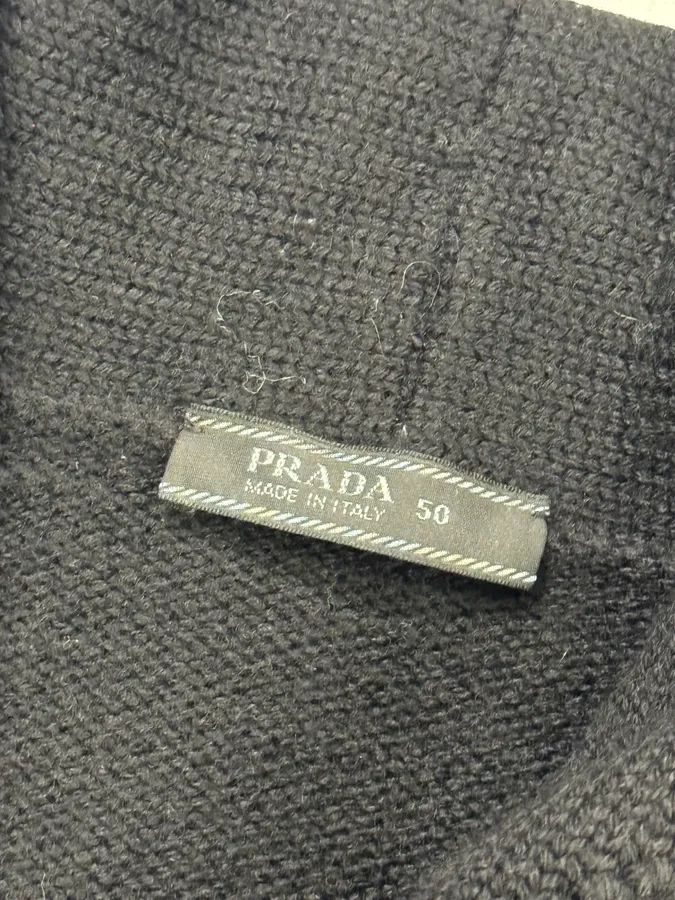 AW2010 Prada Black Wool Buttoned Sweater - Image 6