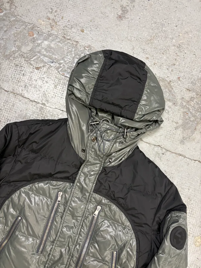 AW2011 Gucci Black & Grey Nylon Quilted Puffer Jacket - Image 4