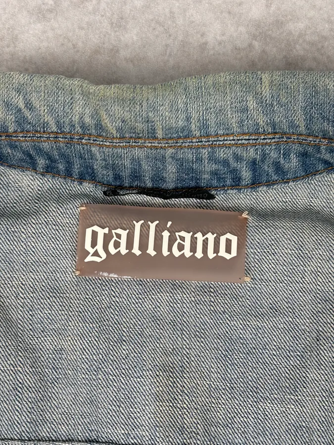 AW2011 John Galliano Light Blue Denim Gazette Magazine Denim Jacket - Image 10
