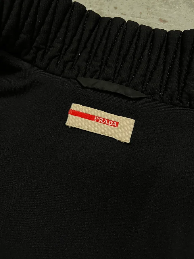 AW2011 Prada Black Pleated Texture Zip-up Jacket - Image 9