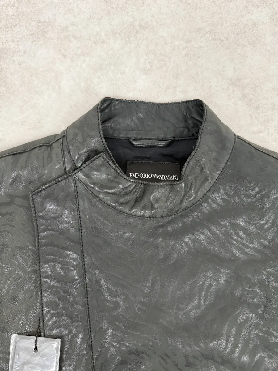 AW2014 Emporio Armani Relief Zebra Asymmetrical Biker Black Leather Jacket - Image 9