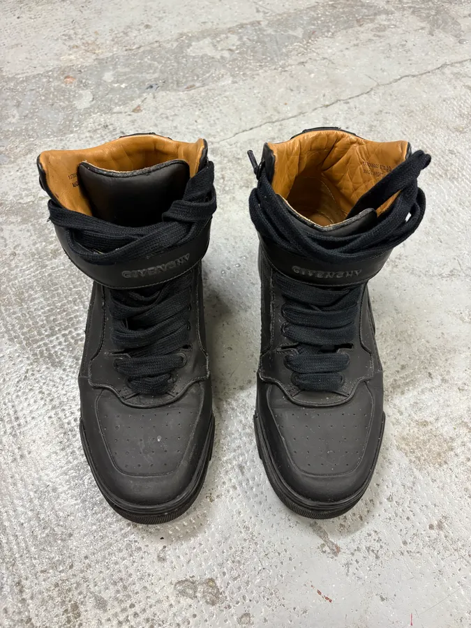 AW2014 Givenchy Black High Leather Tyson Sneakers - Image 2