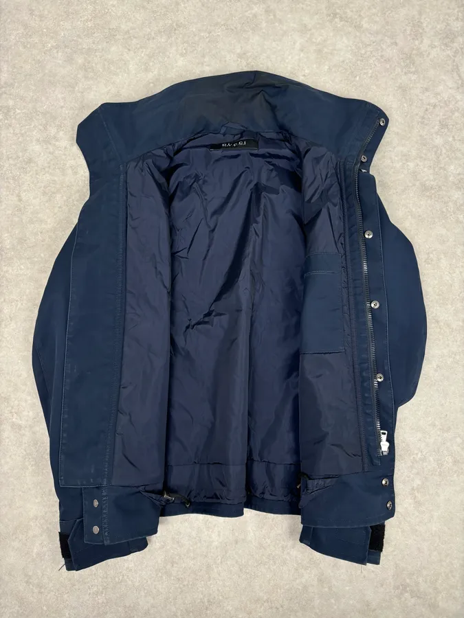 AW2014 Gucci Navy Nylon Hidden Hood Windbreaker Jacket - Image 7