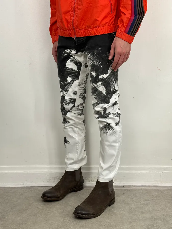 AW2015 Dsquared2 Black White Denim Floral Print Straight Jeans - Image 3