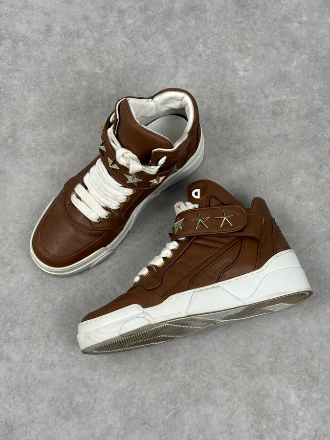 AW2015 Givenchy Tyson Brown Leather Star High Sneakers by Riccardo Tisci - Image 9