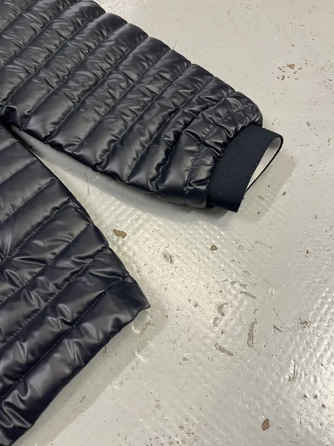 AW2018 Emporio Armani Quilted Navy Puffer Jacket - Image 6