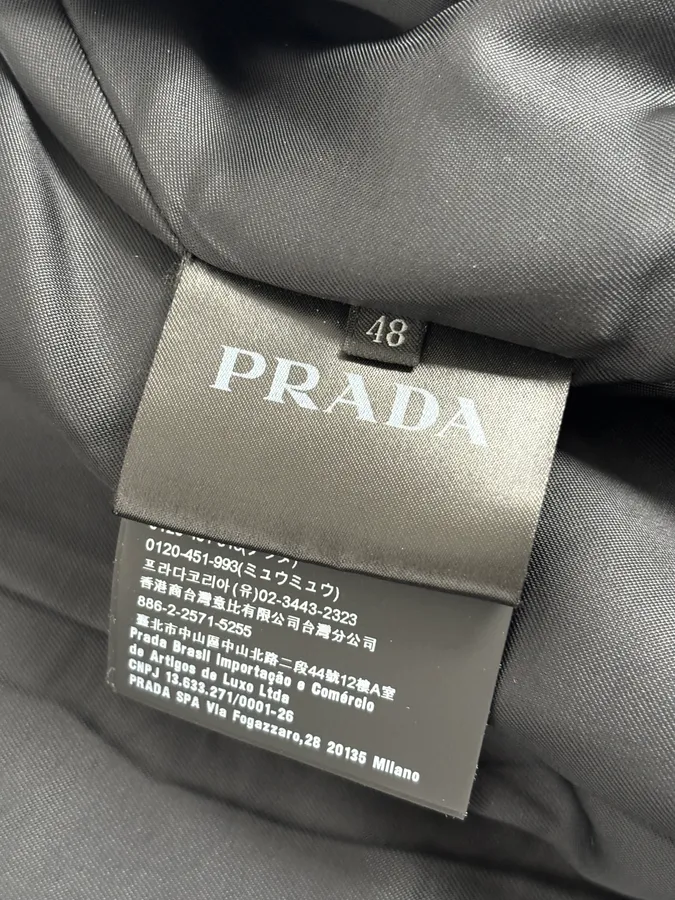 AW2019 Prada Black Wool Multi-Pocket Blazer Jacket - Image 12