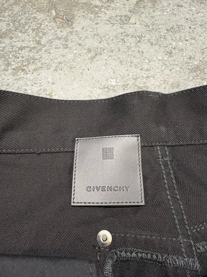 AW2023 Givenchy Black Multi Zips Cargo Pants - Image 11