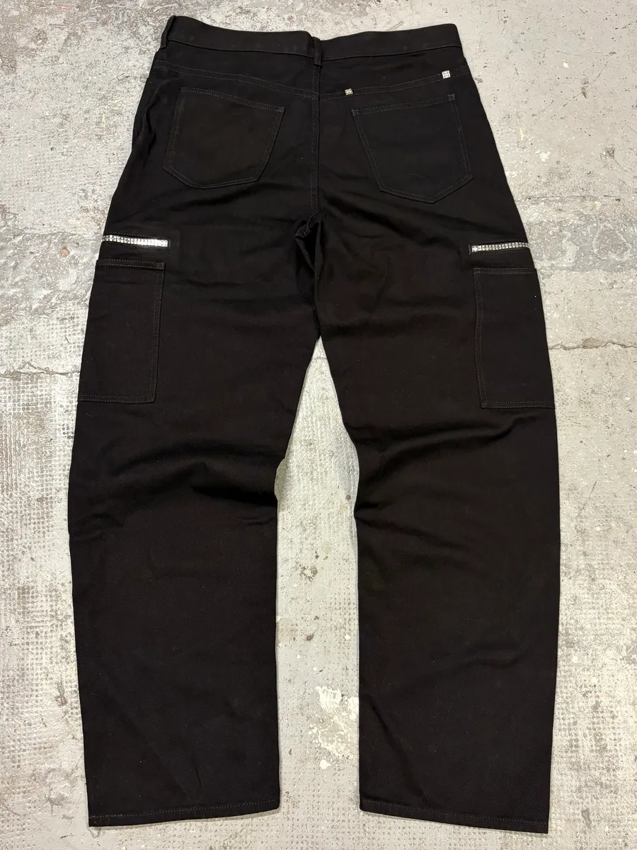 AW2023 Givenchy Black Multi Zips Cargo Pants - Image 7