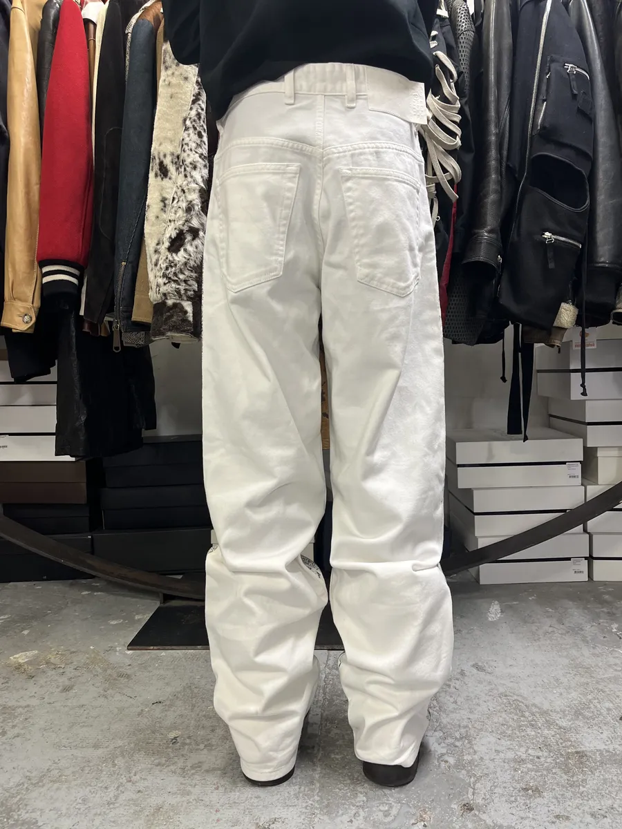 AW2023 Maison Margiela MM6 White & Black Trompe L’oeil Painted Flowers Pants - Image 2