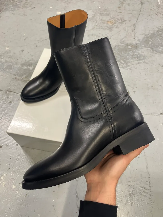 AW2023 Maison Margiela Pure Black Leather Boots