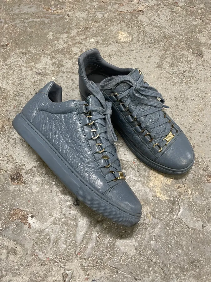 Balenciaga Arena Baby Blue Low Leather Shoes - Image 5