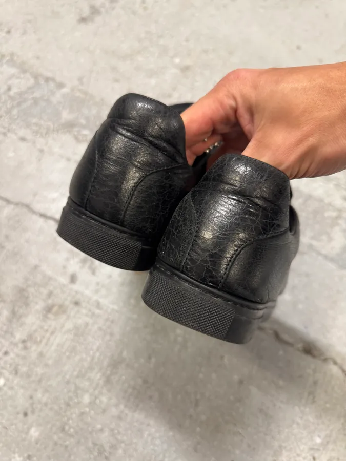 Balenciaga Arena Black Cracked Leather Low Sneakers - Image 5