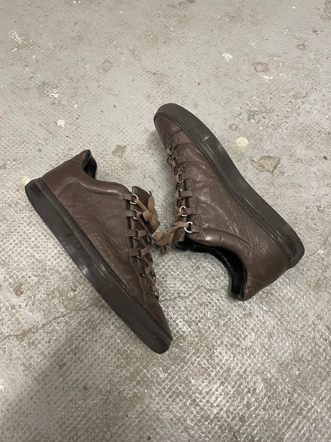 Balenciaga Arena Brown Leather Low Sneakers - Image 6
