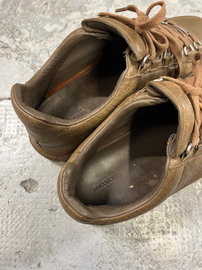 Balenciaga Arena Brown Leather Low Sneakers - Image 8