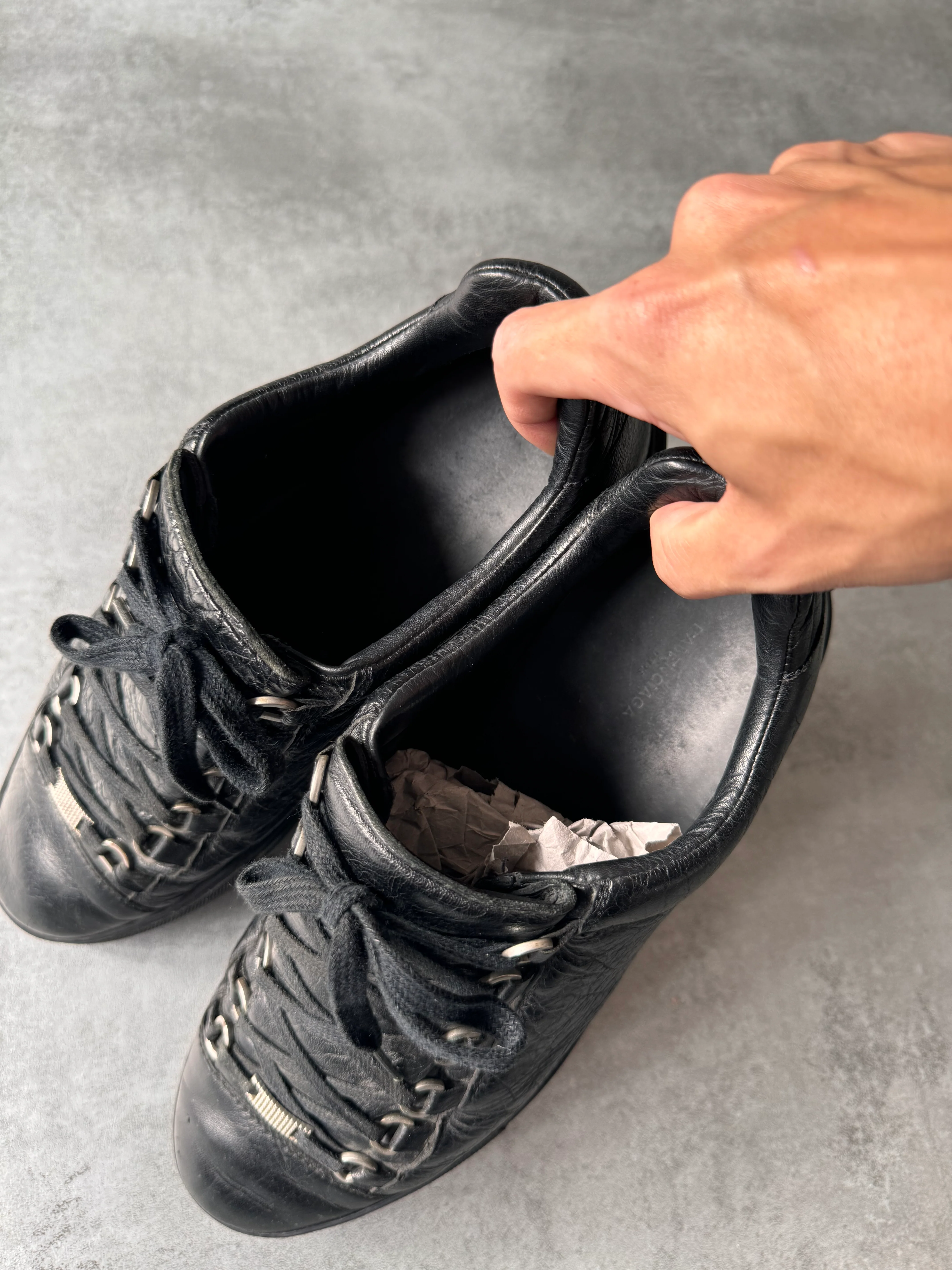 Balenciaga Arena Low Black Cracked Leather Sneakers (44eu/us10) - Image 8