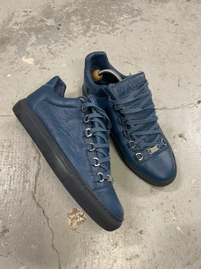 Balenciaga Arena Navy Low Leather Shoes - Image 5