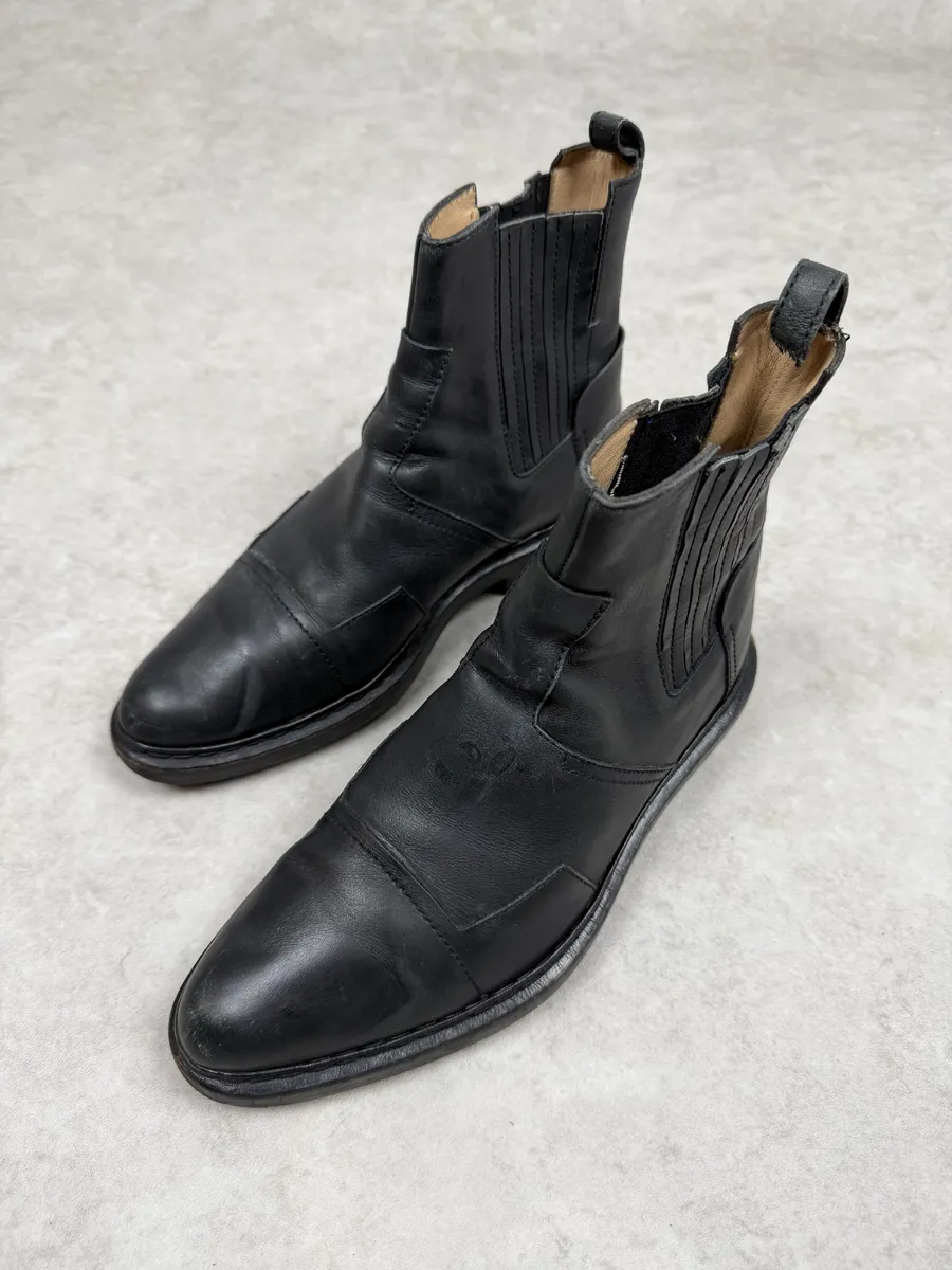 Balenciaga Avant-Garde Black Contemporary Boots - Image 3
