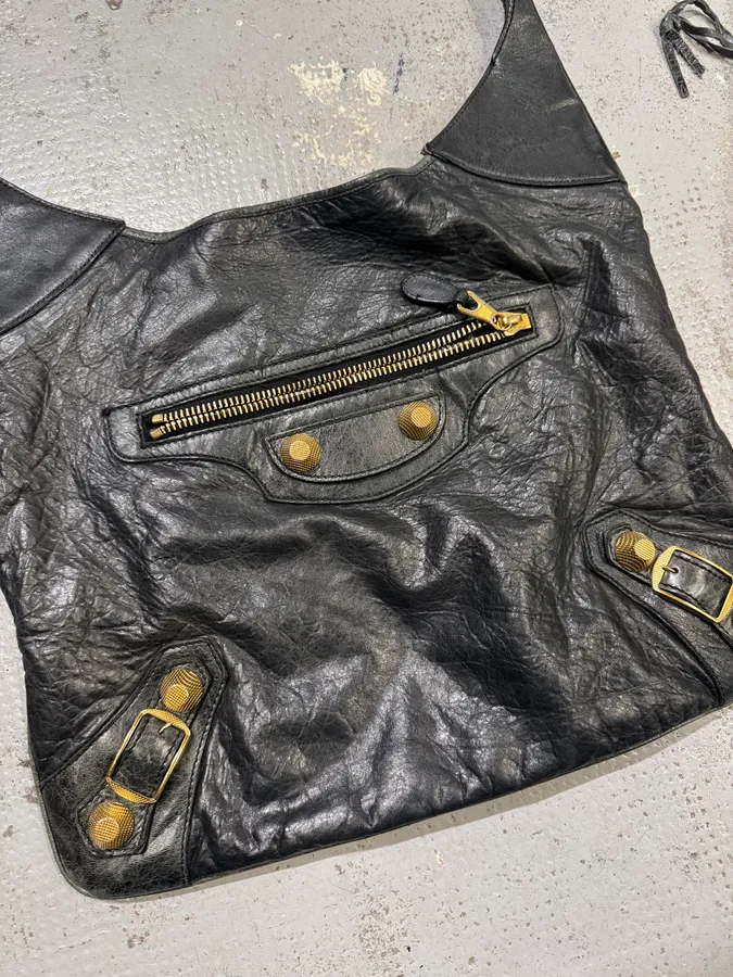Balenciaga Black City Dark Green Leather Hobo Gold Hardware Bag - Image 3