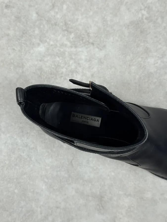 Balenciaga Black Minimalist Leather Boots - Image 8
