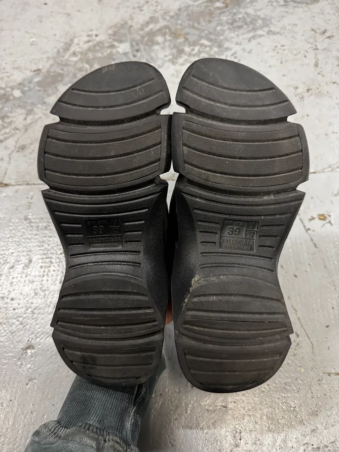 Balenciaga Black Mold Thong Sandals - Image 7