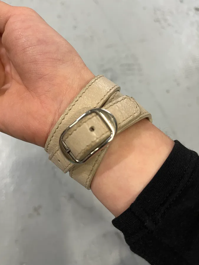 Balenciaga City Beige Studded Leather Bracelet - Image 4