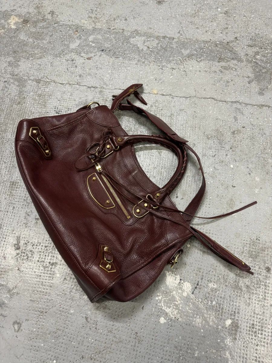 Balenciaga City Bordeaux Gold Leather Handle Bag - Image 6