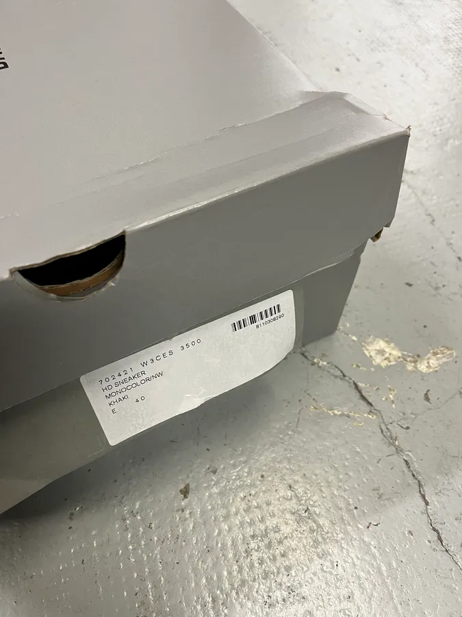 Balenciaga Foam Green Cut-Out Low Sneakers - Image 9