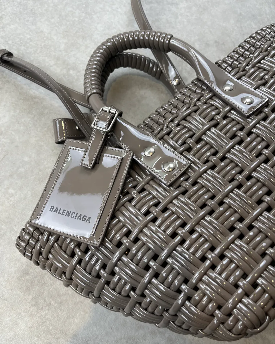Balenciaga Grey Basket Handle Bag - Image 5