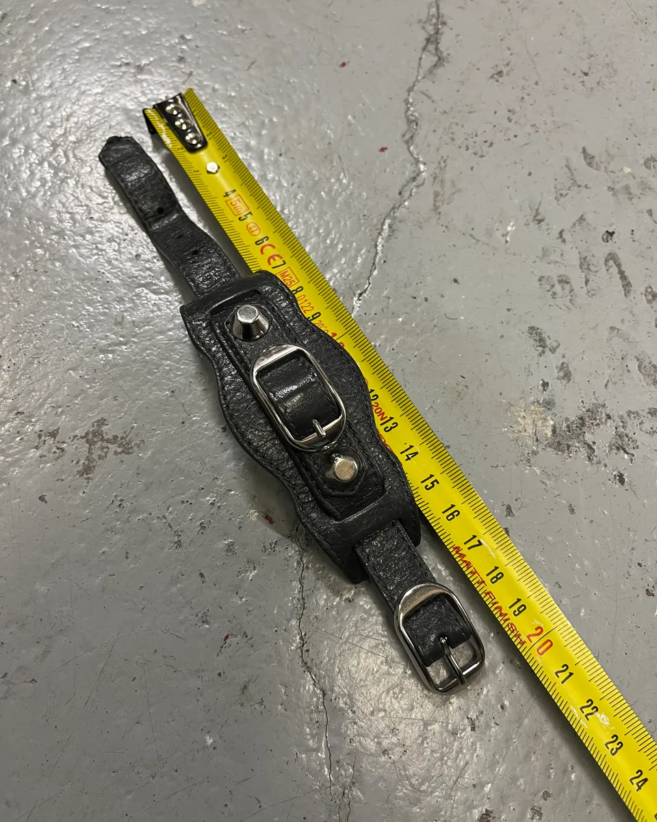 Balenciaga Grey Leather Studded Bracelet - Image 7