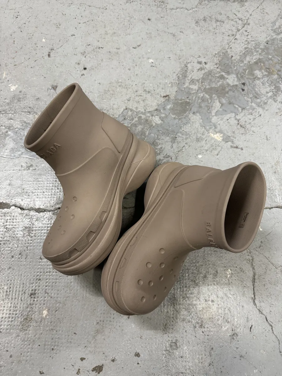 Balenciaga Mid Beige Crocs Platform Shoes - Image 5