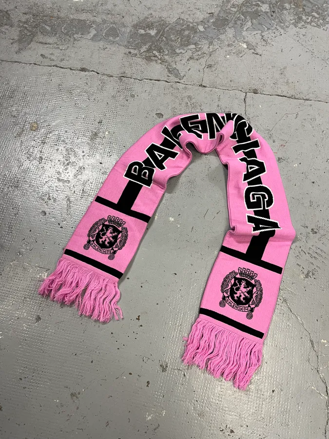 Balenciaga Wool Soccer Pink Scarf - Image 3
