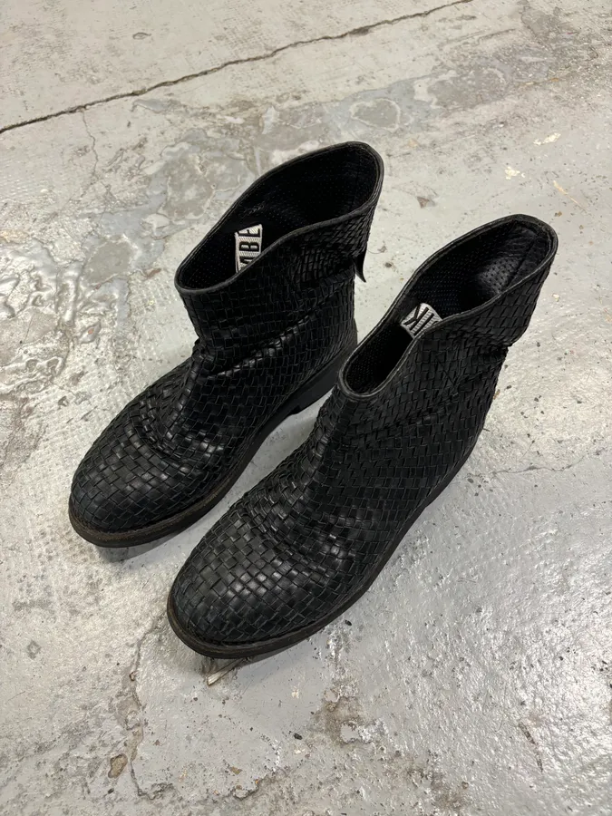 Bikkembergs Black Woven Leather Interlocking Ankle Boot - Image 3