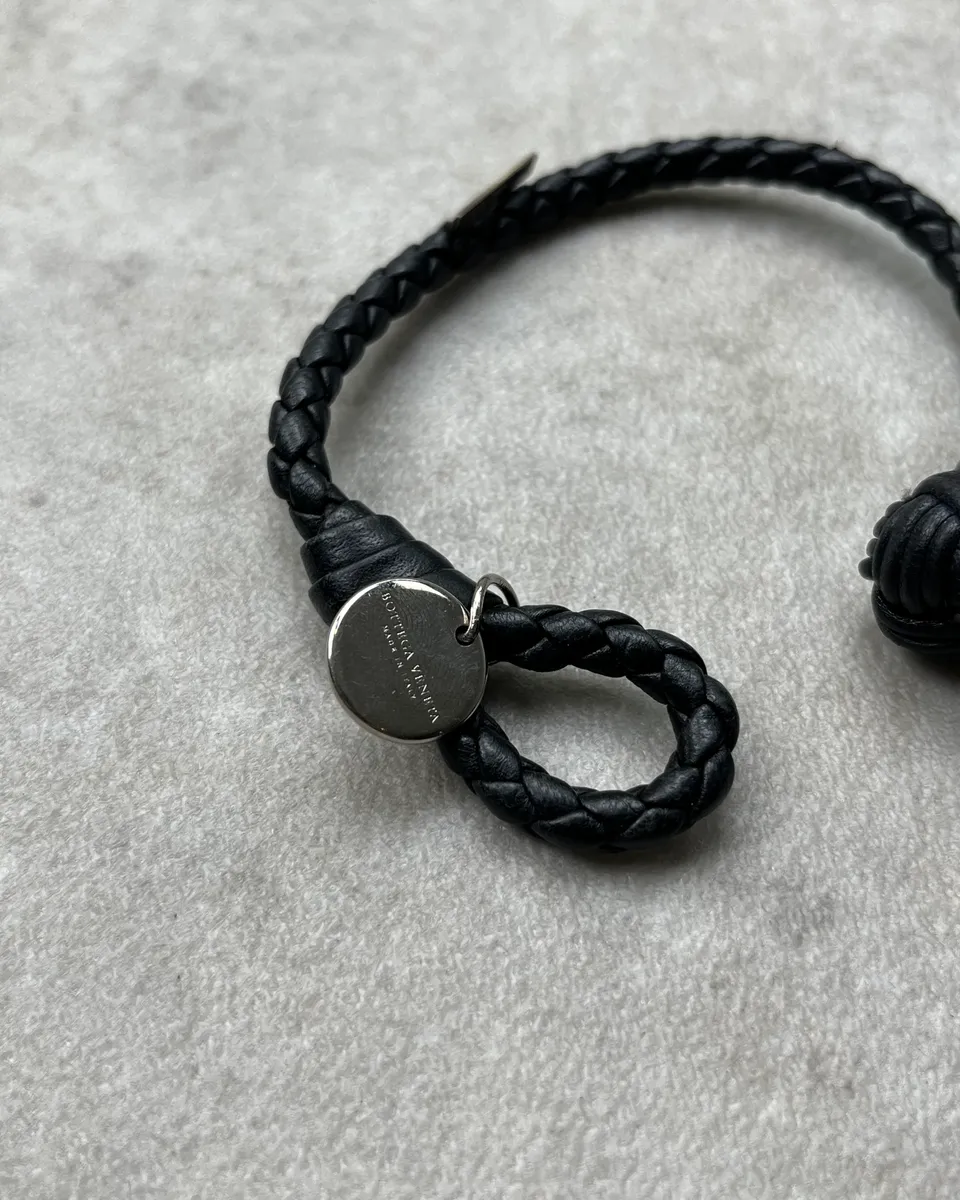 Bottega Veneta Black Leather Woven Bracelet - Image 6
