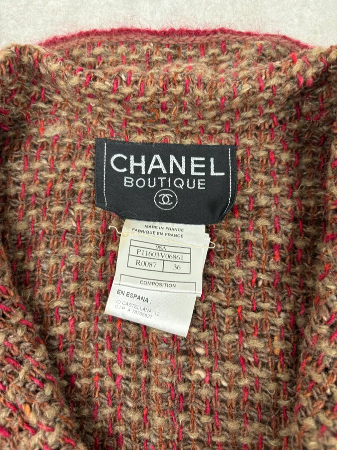 Chanel Burgundy Wool Tweed Contrast Trim Blazer - Image 11