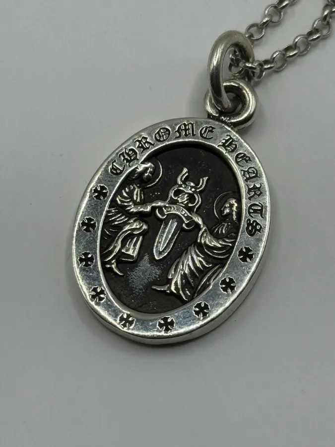 Chrome Hearts Angel Medaillon Oval Silver Pendant - Image 3