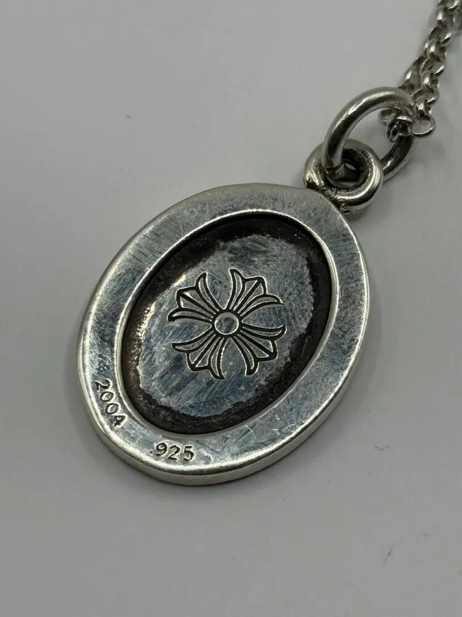 Chrome Hearts Angel Medaillon Oval Silver Pendant - Image 4