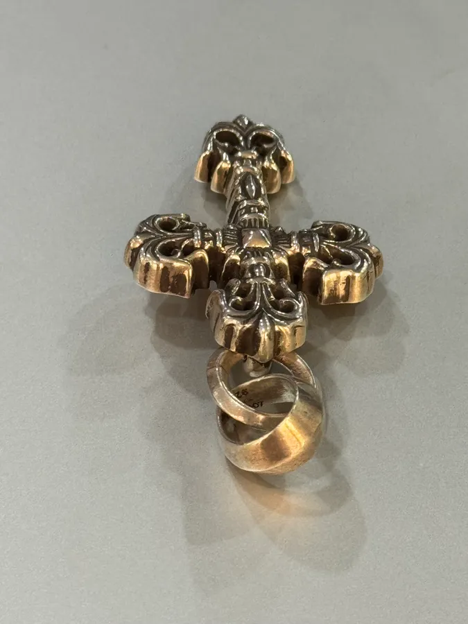 Chrome Hearts Filigree Cross Silver Pendant - Image 9